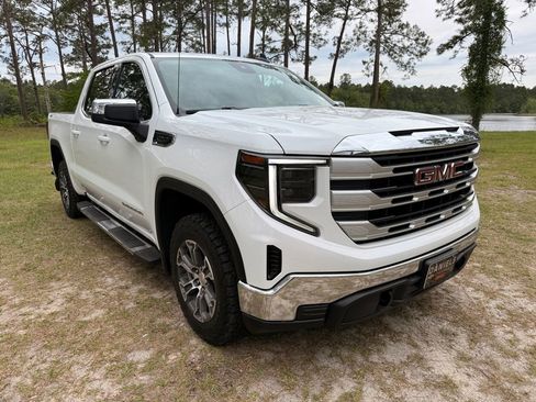 Used 2023 GMC Sierra 1500 SLE AWD/4WD image 7