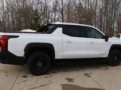 New 2024 Chevrolet Silverado EV W/T image 7