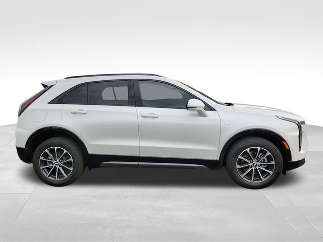 Certified 2024 Cadillac XT4 Sport AWD/4WD image 6