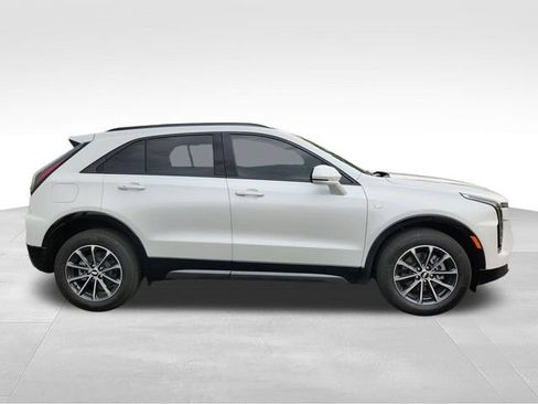 Used 2024 Cadillac XT4 Sport AWD/4WD image 6