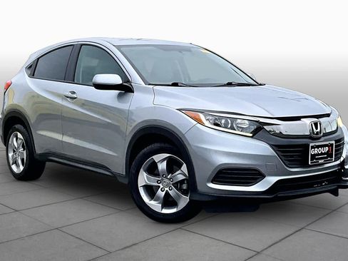 Used 2021 Honda HR-V LX image 3