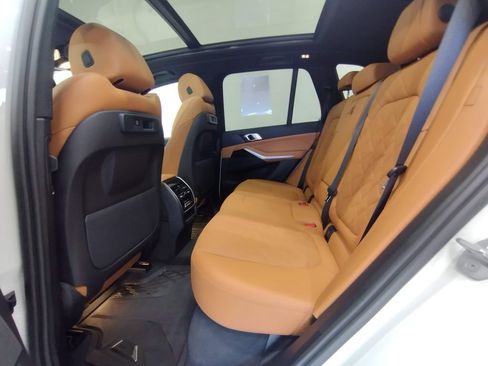 Used 2023 BMW X5 xDrive40i w/ M Sport Package AWD/4WD image 41