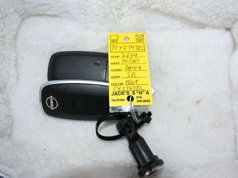 Used 2024 Nissan Sentra SR w/ SR Premium Package FWD image 30