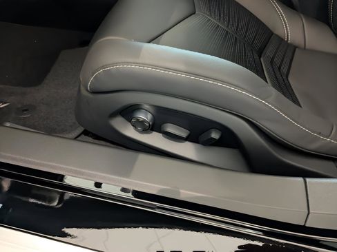 New 2026 Chevrolet Corvette Z06 w/ Z07 Performance Package image 27