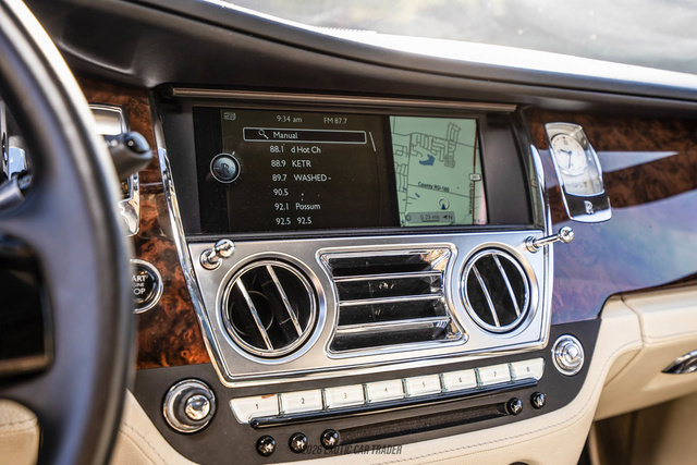 Used 2013 Rolls-Royce Ghost RWD image 88