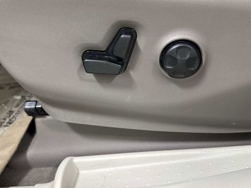 Used 2017 Chrysler Pacifica Touring-L Plus w/ Advanced Safetytec Group image 14