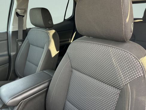 Used 2023 GMC Acadia SLE w/ Driver Convenience Package image 27