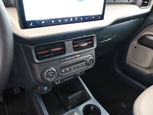 New 2026 Ford Maverick Lariat AWD/4WD image 32