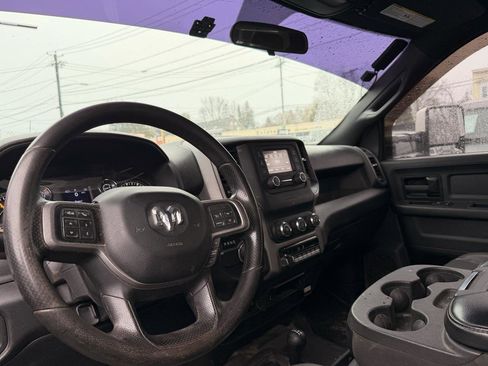 Used 2021 RAM 2500 Tradesman w/ Chrome Appearance Group image 13