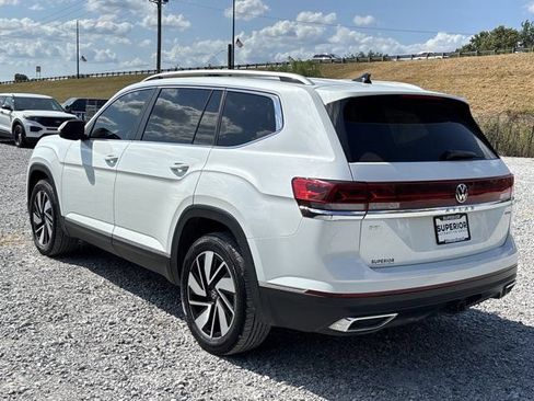 Used 2024 Volkswagen Atlas SEL AWD/4WD image 10