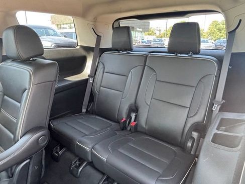 Used 2023 GMC Acadia Denali w/ Denali Technology Package AWD/4WD image 30