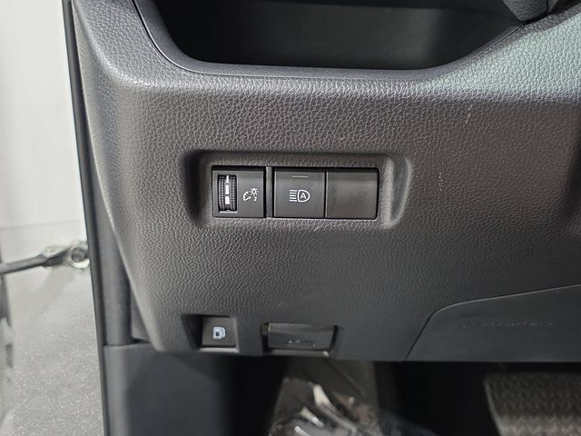 Certified 2025 Toyota RAV4 LE AWD/4WD image 23