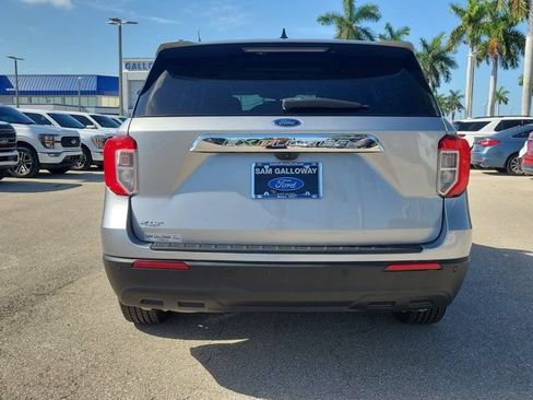 Certified 2023 Ford Explorer XLT RWD image 5