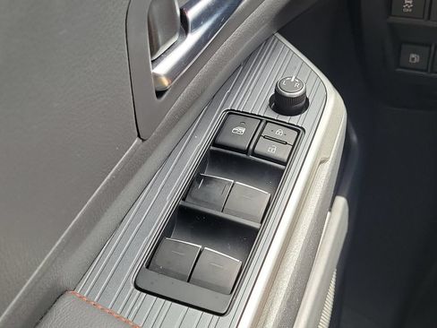 Used 2021 Toyota Sienna XSE FWD image 20