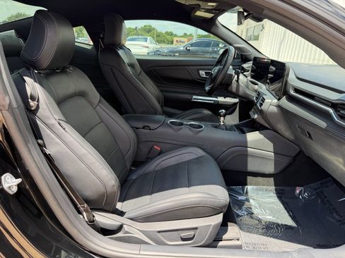 Used 2024 Ford Mustang GT Premium RWD image 23