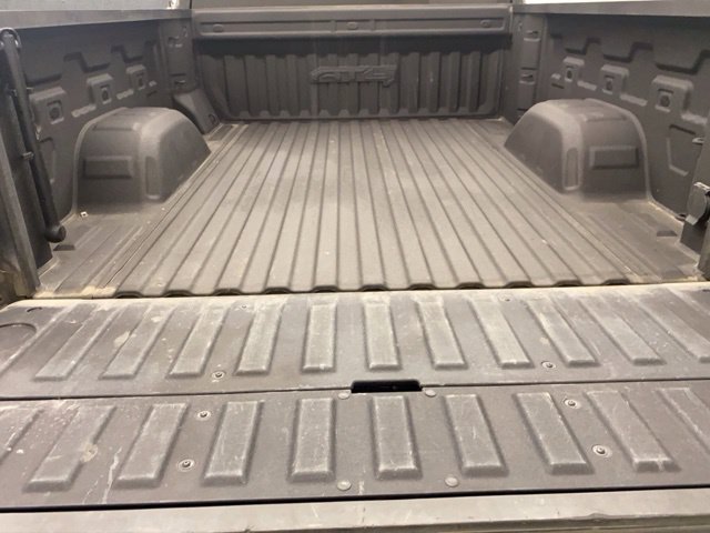 Used 2022 GMC Sierra 1500 AT4 AWD/4WD image 23