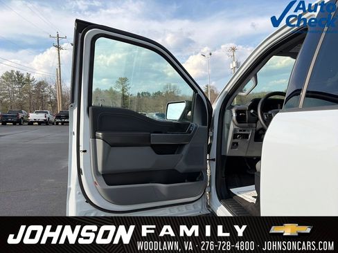 Used 2025 Ford F150 XLT w/ Equipment Group 301A Standard AWD/4WD image 17