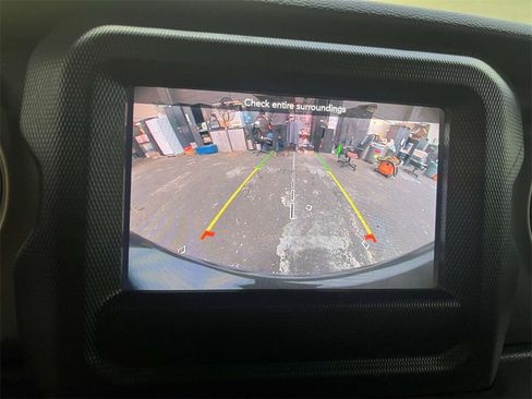 Used 2021 Jeep Wrangler Unlimited Sport image 19