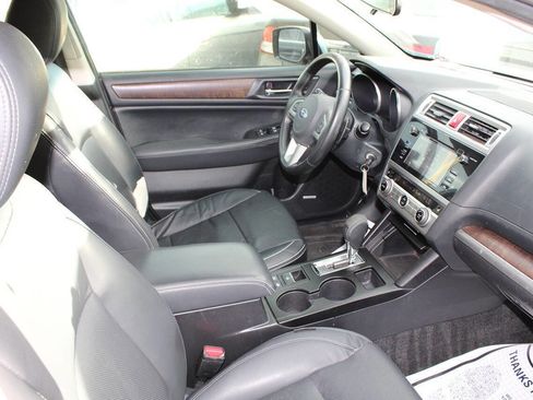 Used 2015 Subaru Outback 2.5i Limited image 19