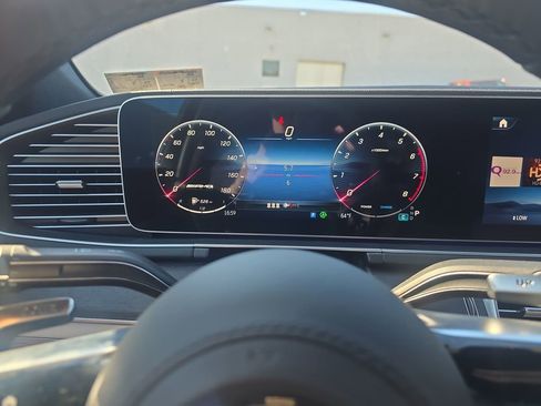 New 2026 Mercedes-Benz GLE 53 AMG 4MATIC Coupe image 15