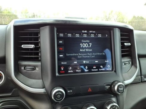 Used 2019 RAM 1500 Big Horn image 10