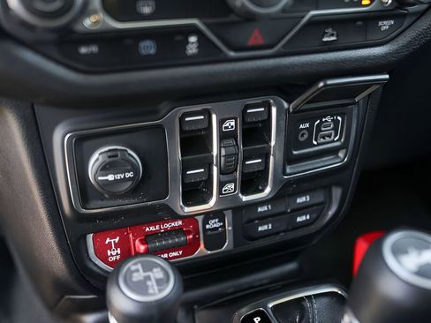 Used 2025 Jeep Wrangler Unlimited Sport S 4xe image 23