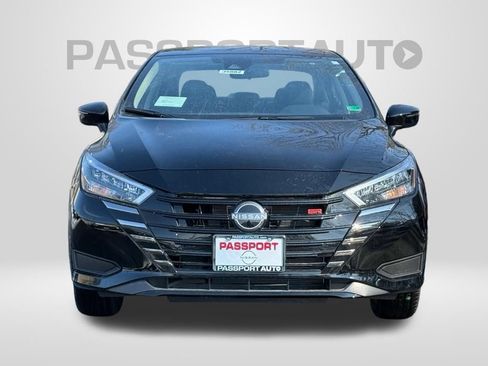 New 2025 Nissan Versa SR w/ Trunk Package FWD image 3