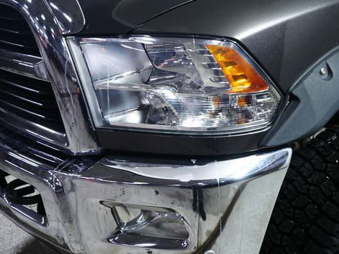 Used 2017 RAM 3500 Big Horn image 16