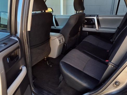 Used 2010 Toyota 4Runner Limited image 16