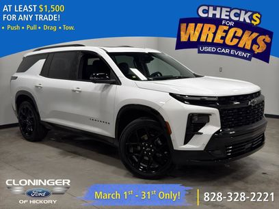 Used 2024 Chevrolet Traverse RS