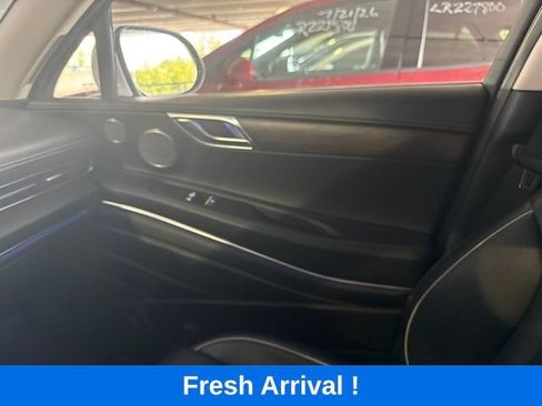 Used 2021 Genesis GV80 3.5T w/ Advanced Package 06 AWD/4WD image 11