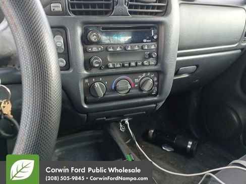 Used 2003 Chevrolet Blazer LS w/ Preferred Equipment Group image 12