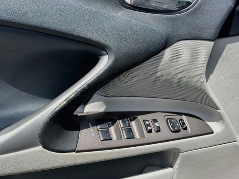 Used 2009 Lexus IS 350 RWD image 22