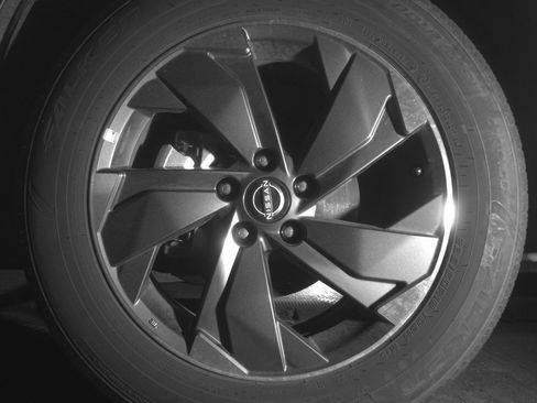 Used 2025 Nissan Rogue SV image 12