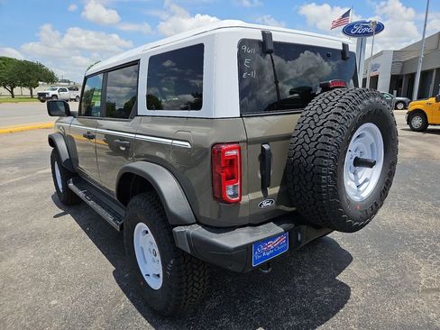 New 2026 Ford Bronco Heritage Edition AWD/4WD image 9