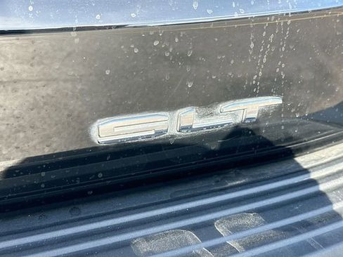 Used 2021 GMC Yukon SLT image 31