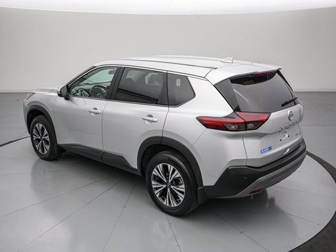 Used 2023 Nissan Rogue SV AWD/4WD image 6