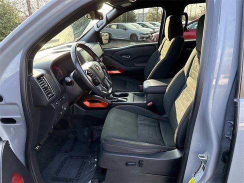 Used 2023 Nissan Frontier PRO-4X w/ Pro Convenience Package image 14