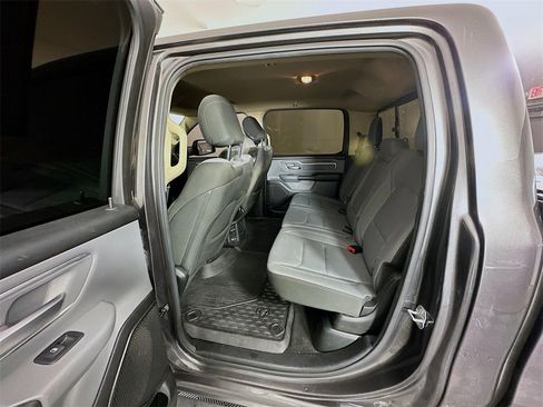 Used 2019 RAM 1500 Big Horn image 22