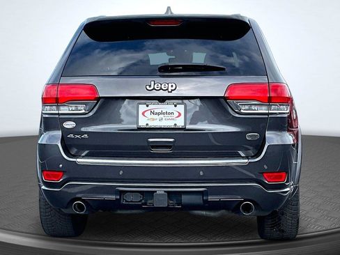 Used 2018 Jeep Grand Cherokee Overland AWD/4WD image 4