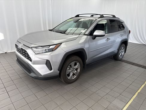 Used 2024 Toyota RAV4 XLE w/ Convenience Package image 1