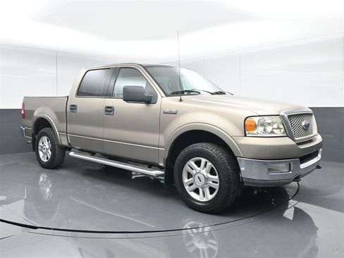 Used 2004 Ford F150 Lariat image 3