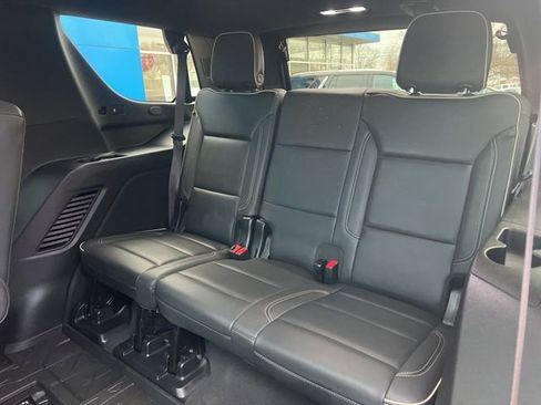 Used 2024 Chevrolet Tahoe Premier w/ Premium Package image 29