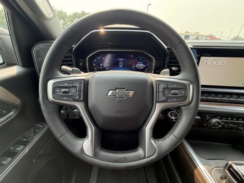 Used 2023 Chevrolet Silverado 1500 RST w/ LPO, Dark Essentials Package AWD/4WD image 9