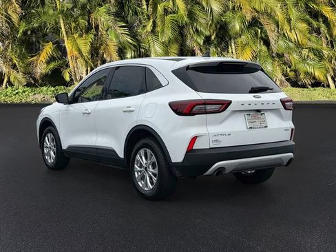 Used 2023 Ford Escape Active w/ Tech Pack #1 AWD/4WD image 7