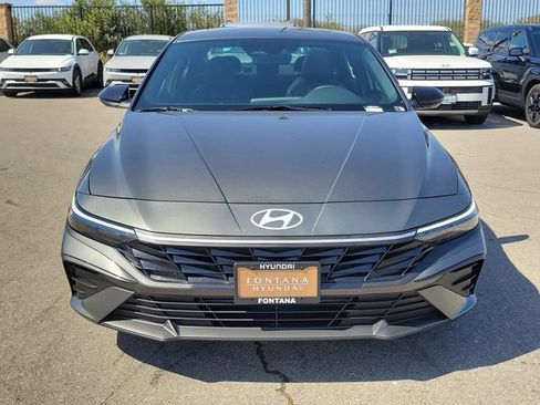 New 2026 Hyundai Elantra SEL Sport FWD image 32