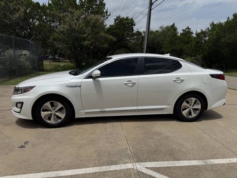 Used 2016 Kia Optima Hybrid w/ Hybrid Convenience Package FWD image 10