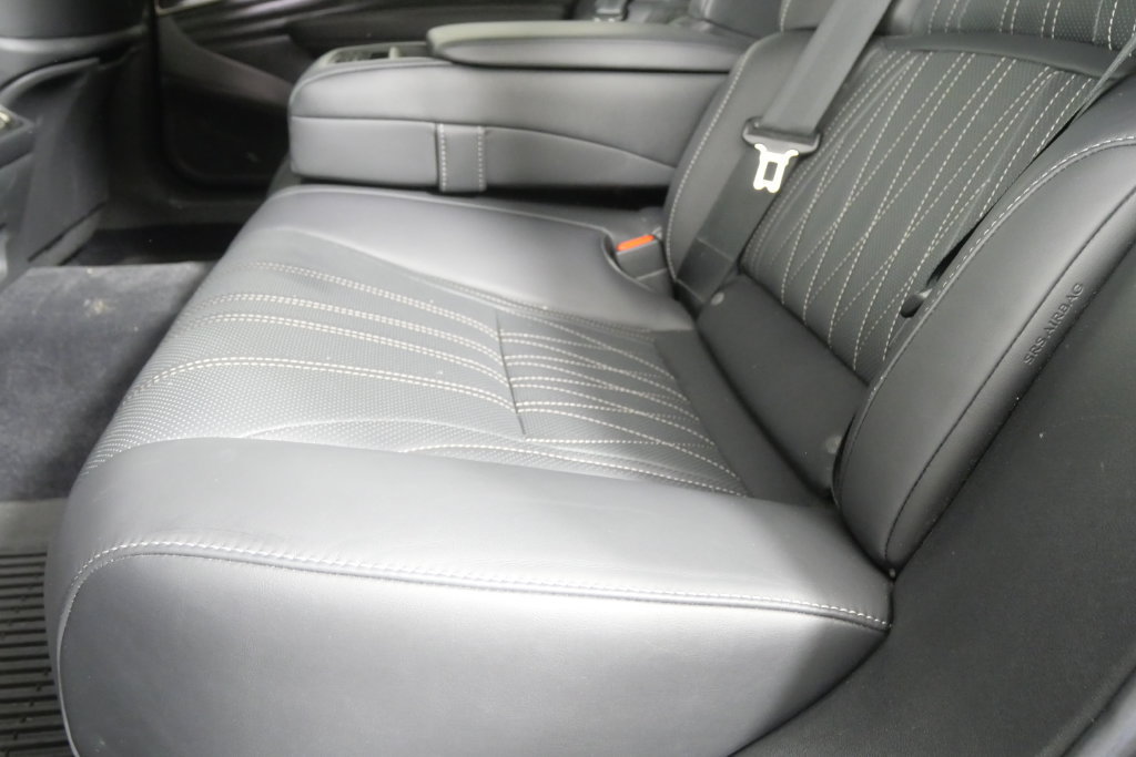 Used 2021 Lexus LS 500 w/ Interior Upgrade Package RWD image 18