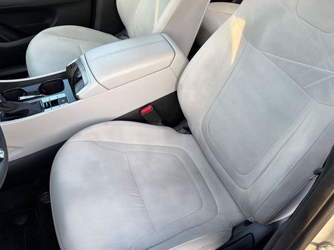 Used 2025 Hyundai Tucson SE FWD image 28
