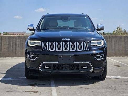 Used 2019 Jeep Grand Cherokee Overland AWD/4WD image 11